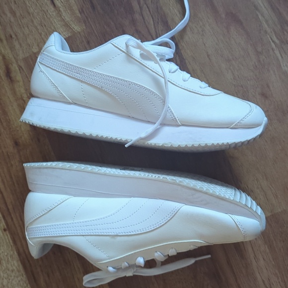 Puma sneaks - Picture 3 of 8